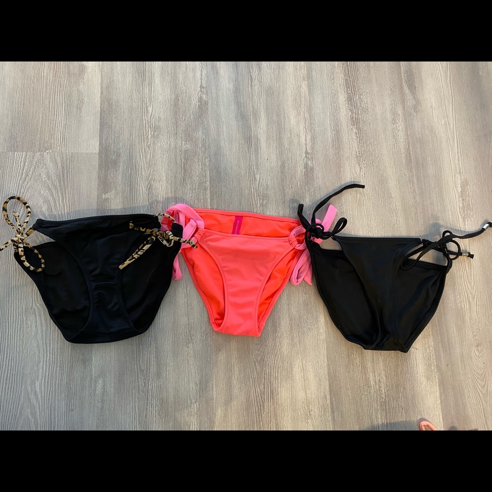 2 Victoria’s Secret Extra small side tie bikini bottoms - read!